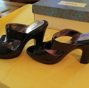 Black patent leather 4 inch heels